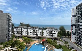 Sg Resort Residence Pool Sea View Beach Resort Luxury Apartment & Family Suite