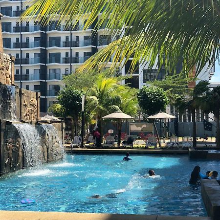 Swiss Garden Residence Pool Sea View Beach Resort Luxury Apartment & Family Suite Kuantan Luaran gambar