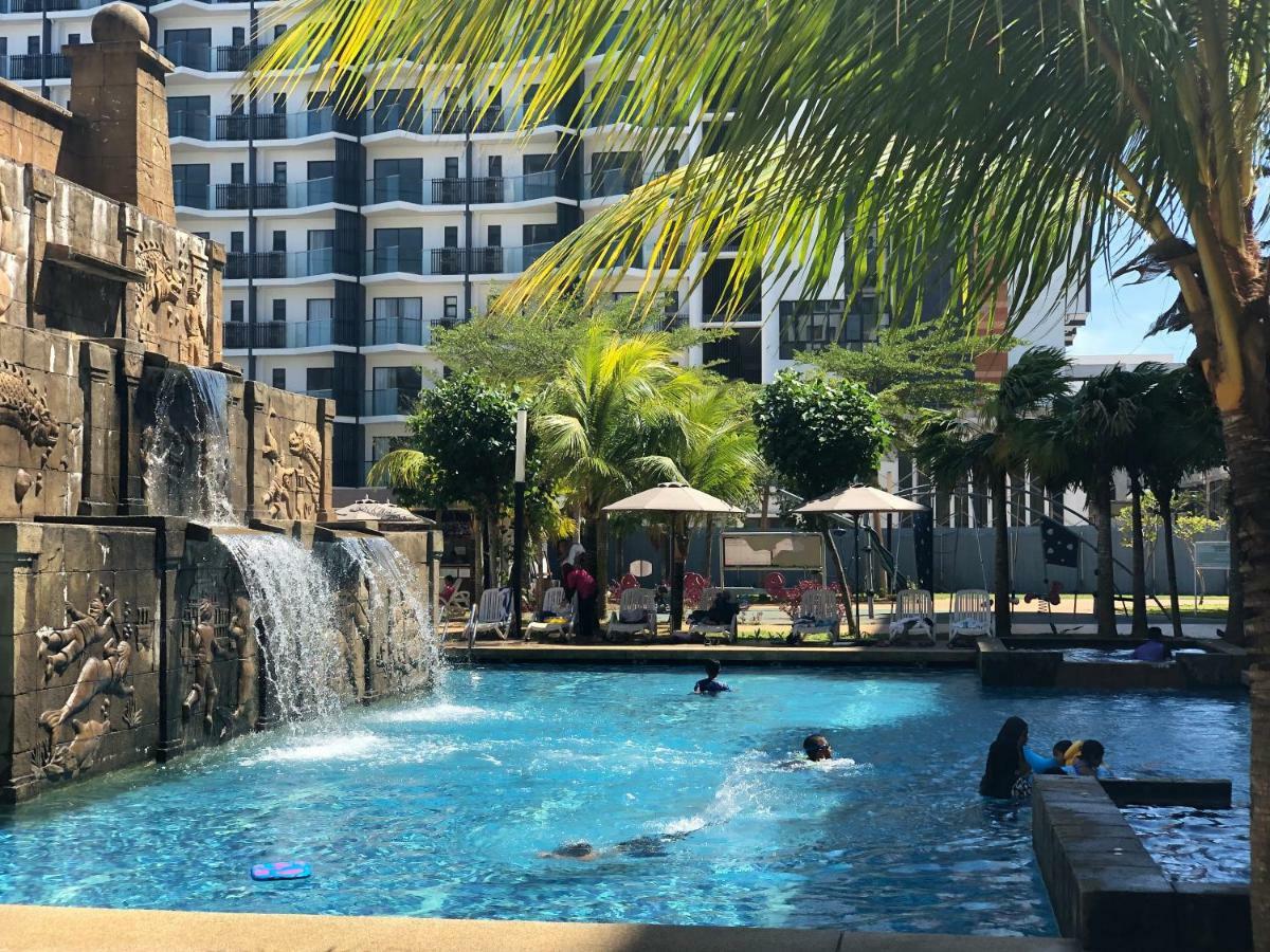 Swiss Garden Residence Pool Sea View Beach Resort Luxury Apartment & Family Suite Kuantan Luaran gambar